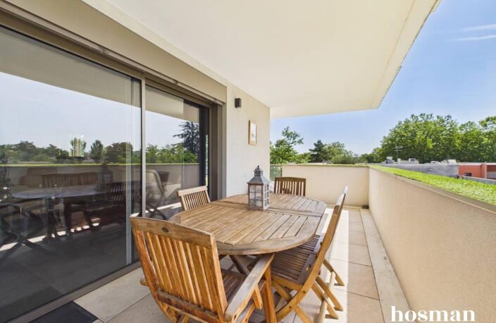 Appartement 4 pièces de 81m2 avec terrasse, clim et garage à Saint-Cyr-Au-Mont-D'Or — photo 3