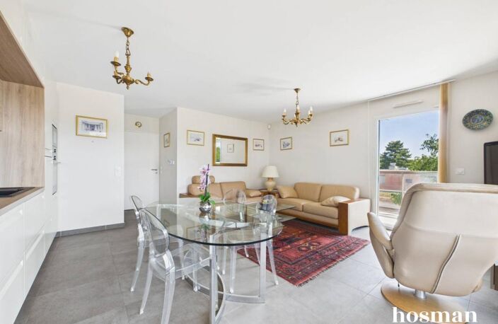Appartement 4 pièces de 81m2 avec terrasse, clim et garage à Saint-Cyr-Au-Mont-D'Or — photo 5