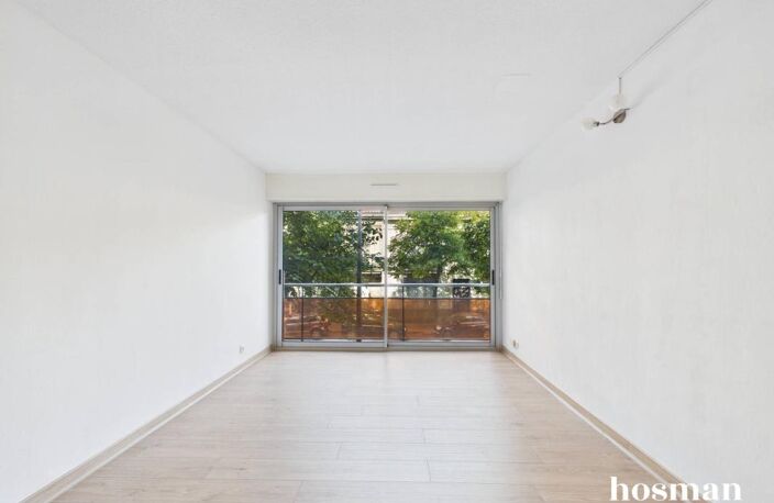 Superbe appartement 1 pièce / Studio de 24 m² avec balcon - Cours De L'Yser, Bordeaux — photo 4