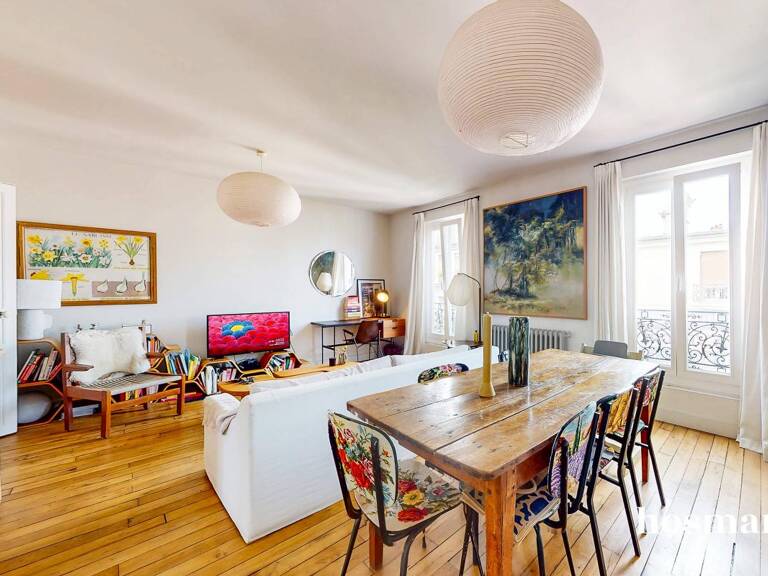 Superbe 2 pièces de 46,5 m² - Dernier étage baigné de lumière - Paris 18ème - Lamarck / Mont Cenis — photo 1