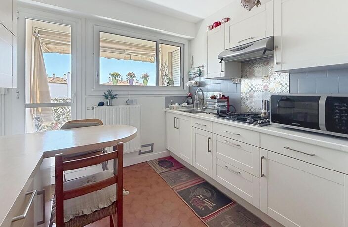 Appartement À Vendre — photo 3