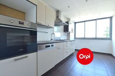 Appartement 3 pièces 900 €