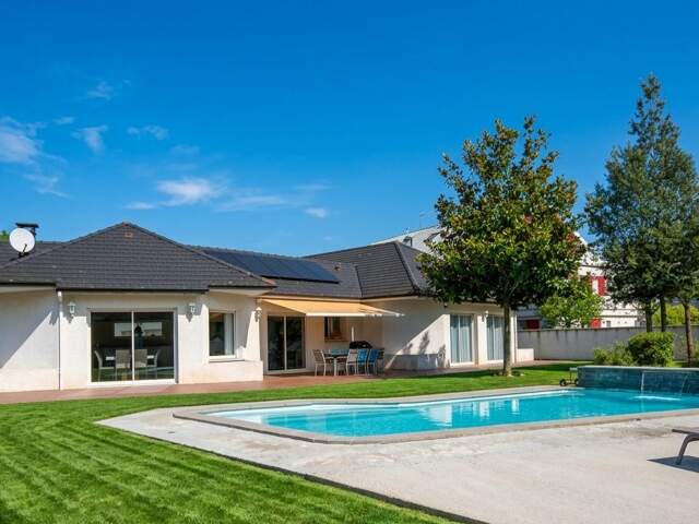 Maison À Vendre — photo du bien