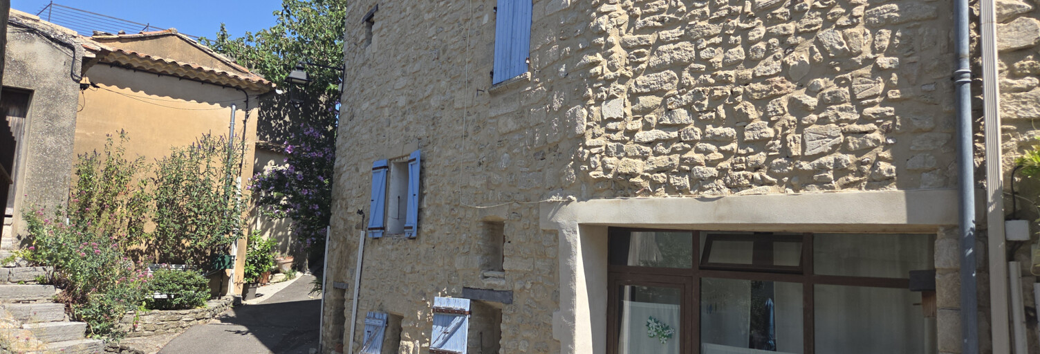 Maison 4 Pièces 124 m² à vendre à Saint-Martin-de-Castillon (84750)