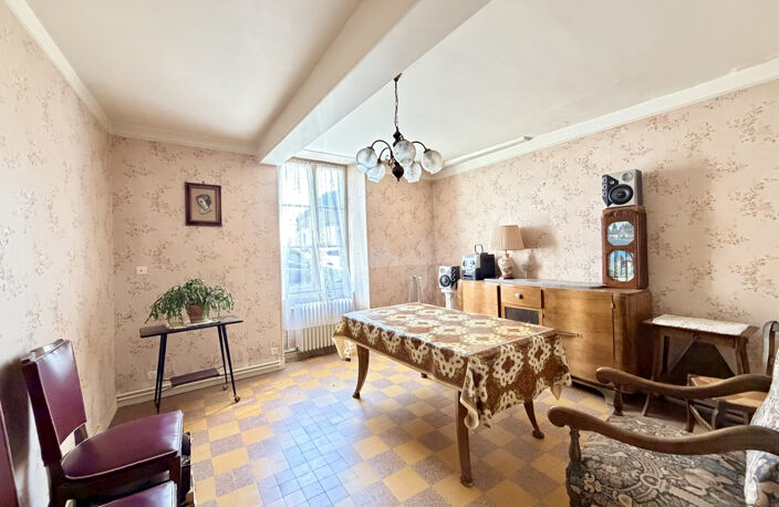 Maison 5 chambres avec dépendances et hangar — photo 3