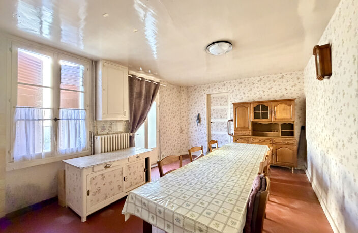 Maison 5 chambres avec dépendances et hangar — photo 4