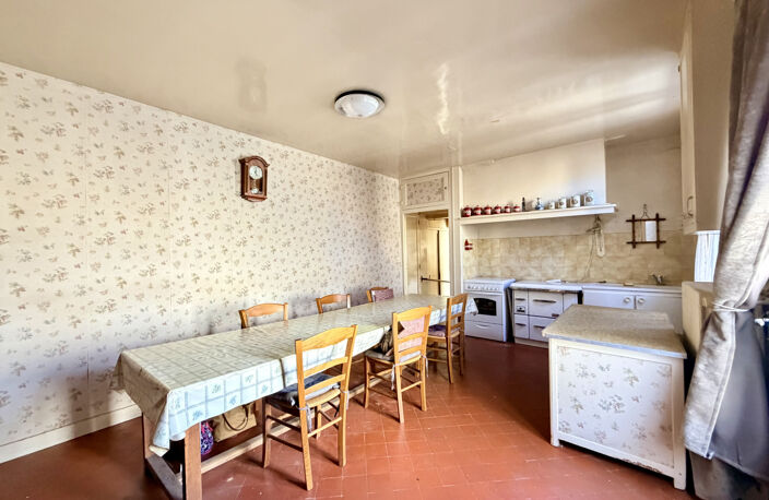 Maison 5 chambres avec dépendances et hangar — photo 5