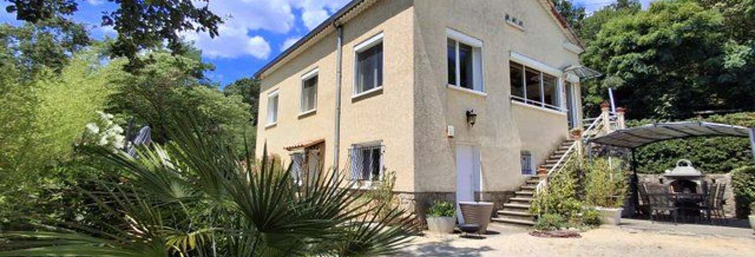 Maison 9 Pièces 140 m² à vendre à Les Vans (07140)