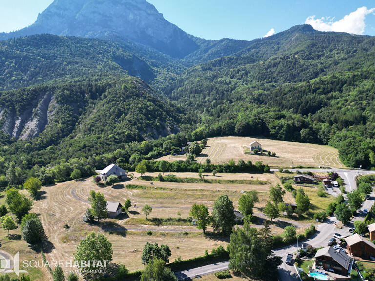 LOTISSEMENT D'EXCEPTION AU BORD DU LAC DE SERRE-PONÇON AU PRE D'EMERAUDE — photo 1