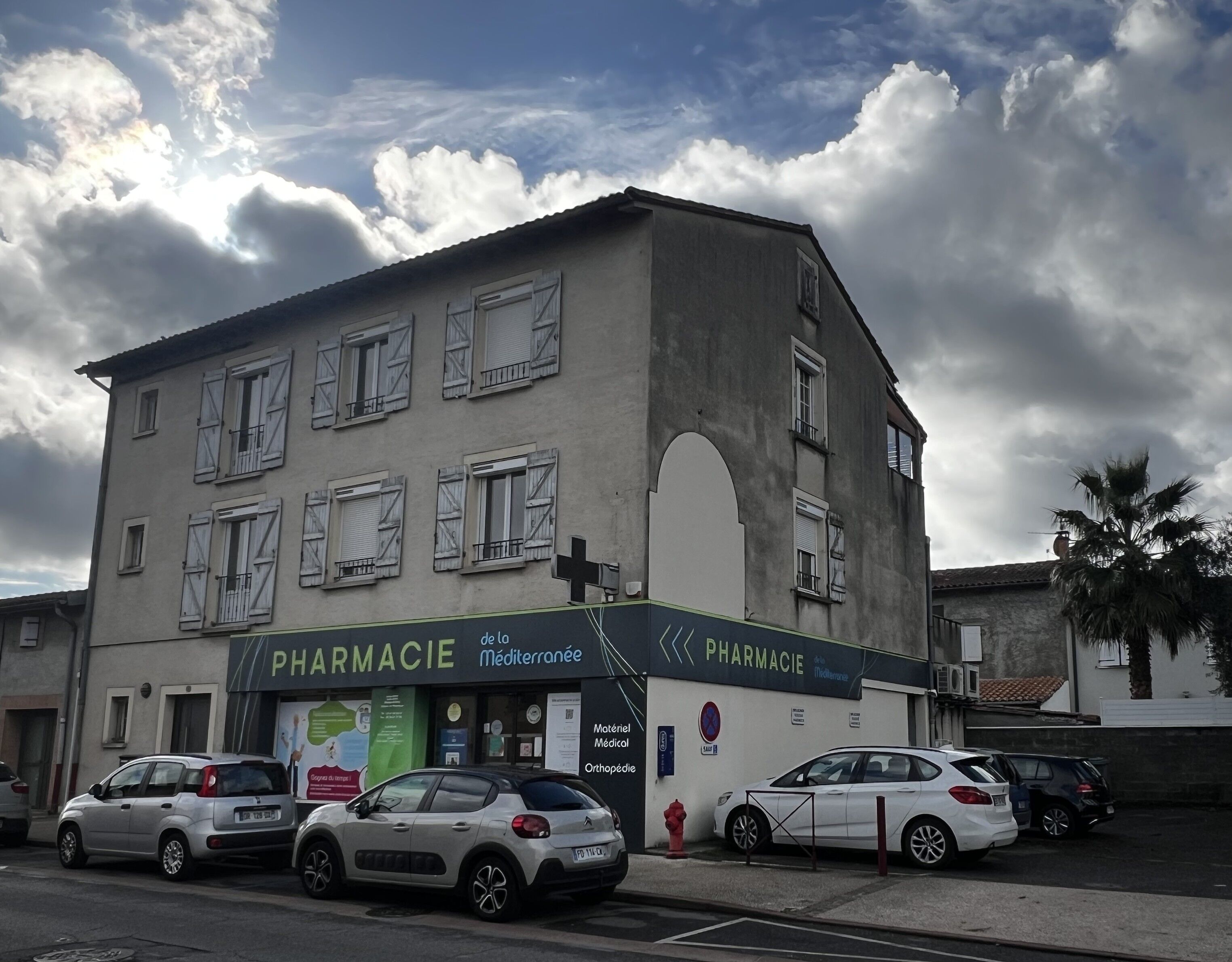 Immeuble 350m² — Frouzins