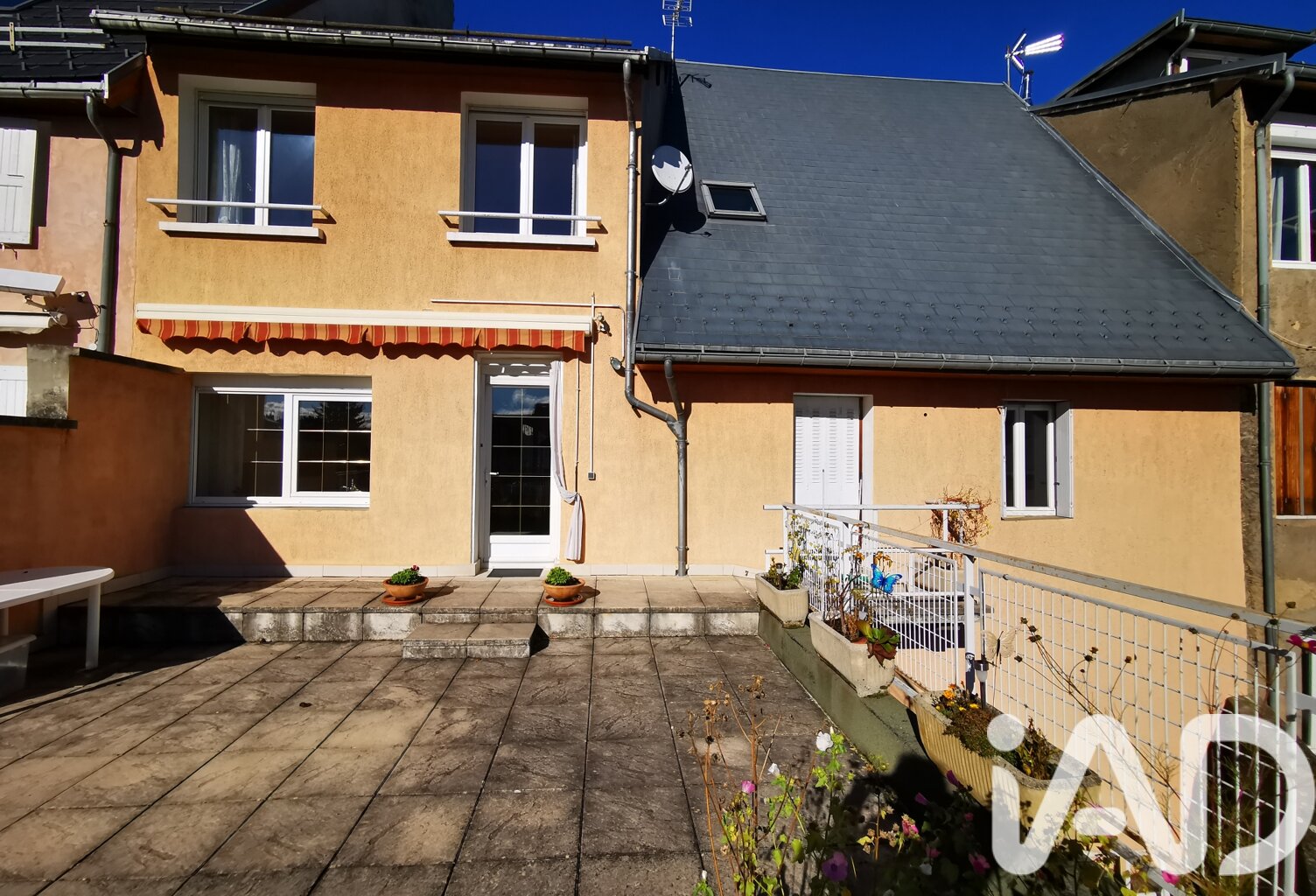 Vente Immeuble 315 m&sup2; — photo 1