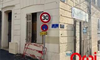 Commerce  58 m² à vendre à Marseille 2 (13002)
