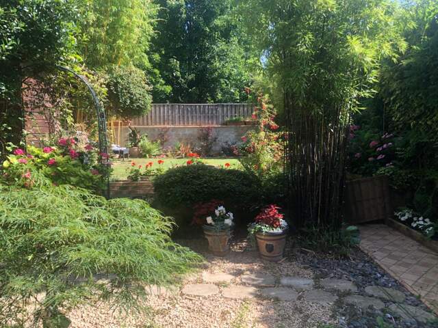 L'Isle-Adam hyper-centre, Grande maison de ville familiale avec jardin — photo du bien