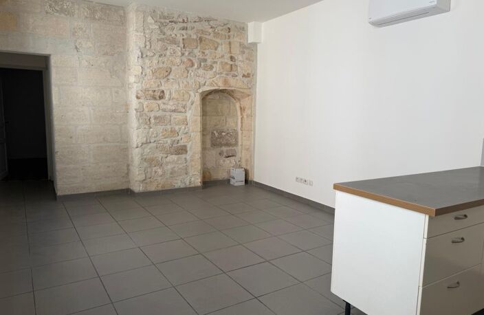 Appartement À Louer — photo 2