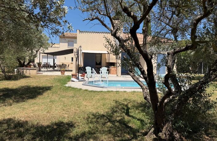 Beaucaire- Maison tradionnelle 4 chambres — photo 3