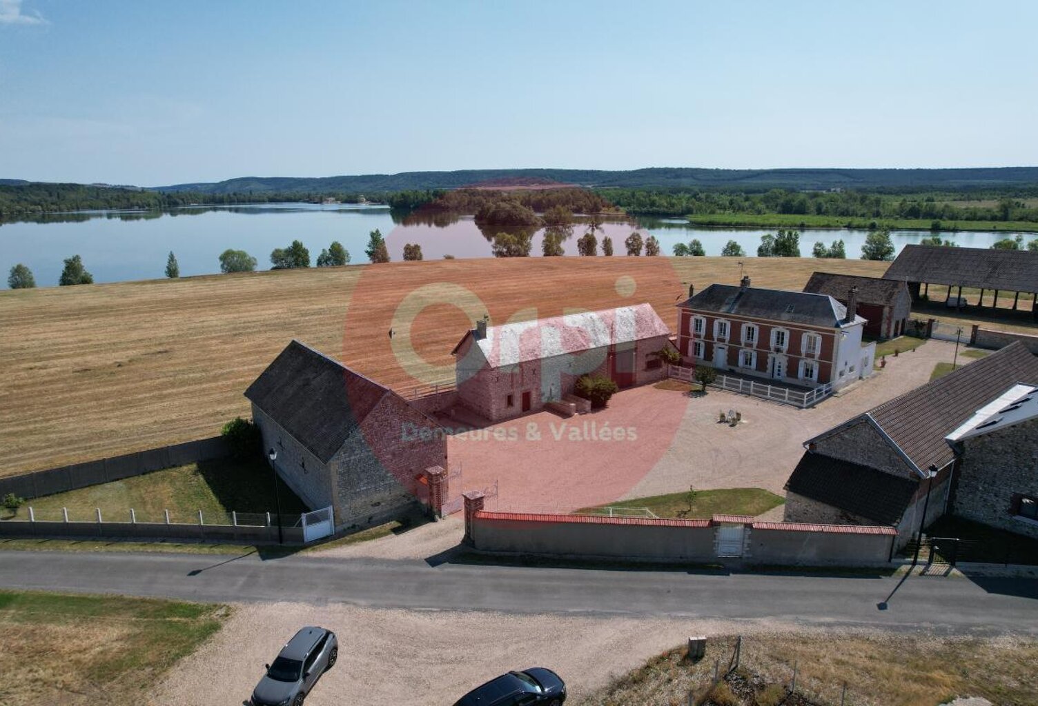 Corps de Ferme d'Exception dans les boucles de Seine - Courcelles-sur-Seine — photo 1
