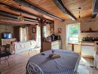 Séglien, Charmante maison en pierre avec dépendance – Un havre de paix en pleine nature — photo 4