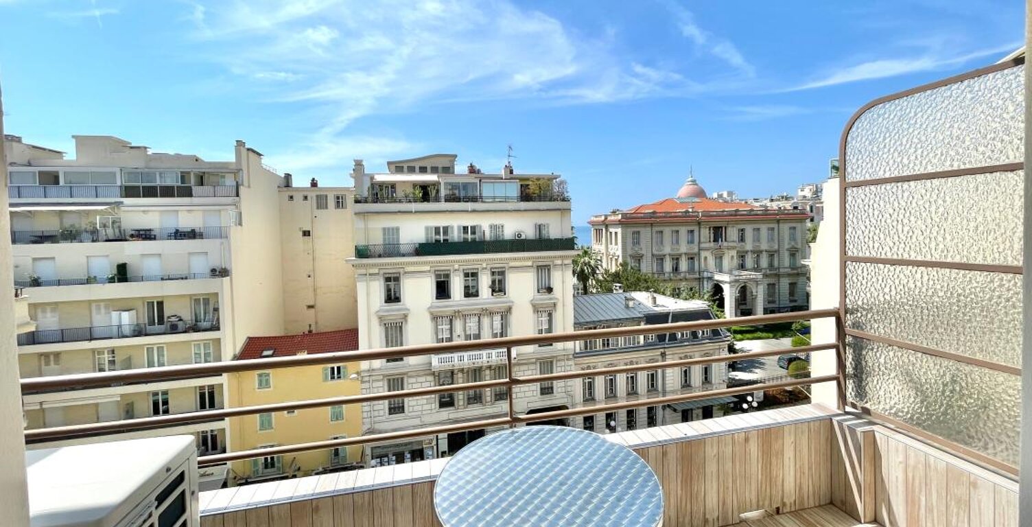 Carré d’Or – Rue de France - Balcon Sud, Aperçu Mer & Parking — photo 1