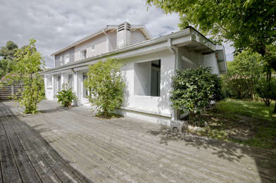 Maison 5 pièces 2000 €