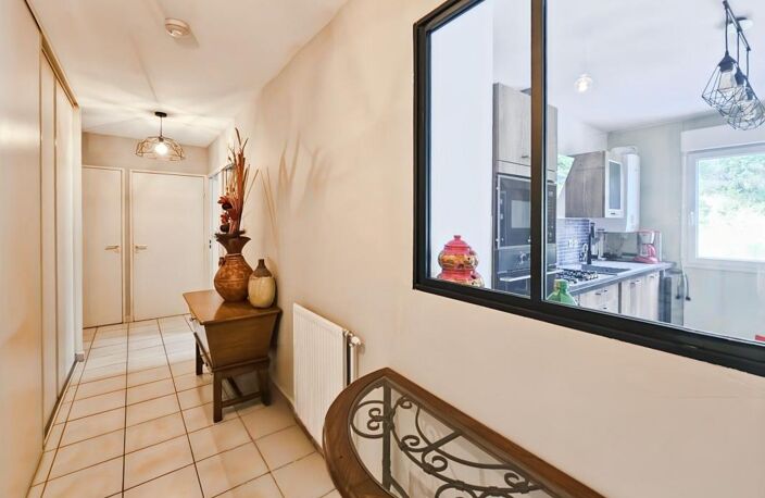 A vendre à Uzès - Appartement T3 65m² + 2 stationnements — photo 3