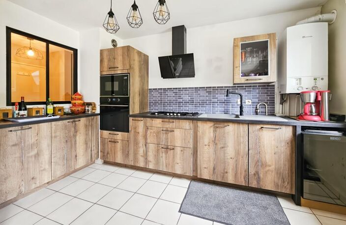 A vendre à Uzès - Appartement T3 65m² + 2 stationnements — photo 4