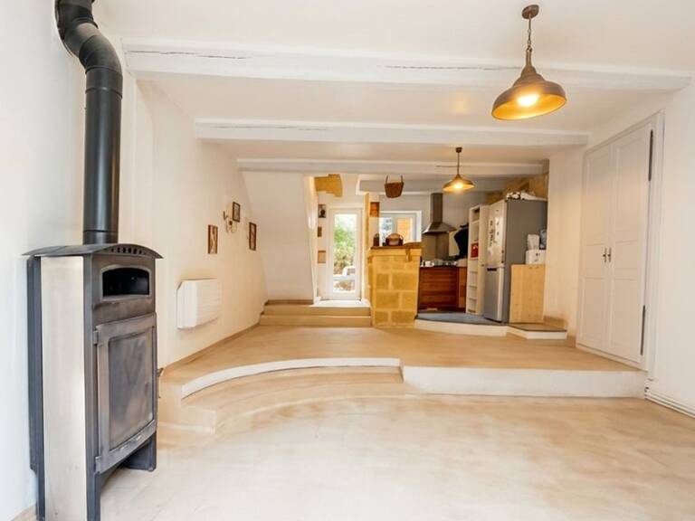 À Vendre à Saint Bonnet du Gard - Maison de village 84m² - 2 chambres - cour — photo 1