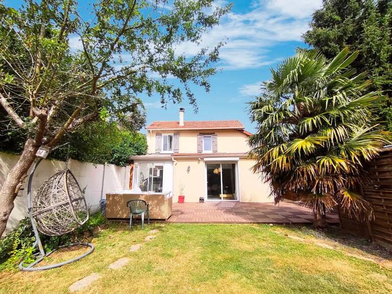 Maison À Vendre 120 m² - Epône — photo 1