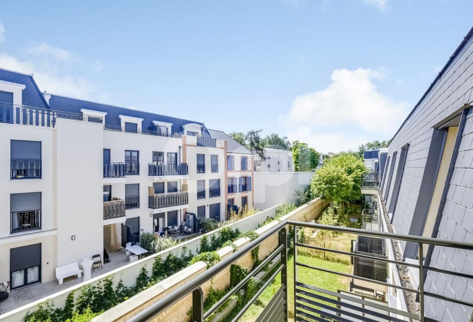 Appartement À Vendre — photo 1