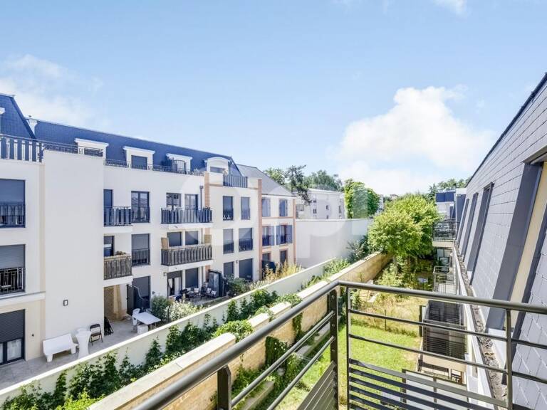 Appartement À Vendre — photo 1