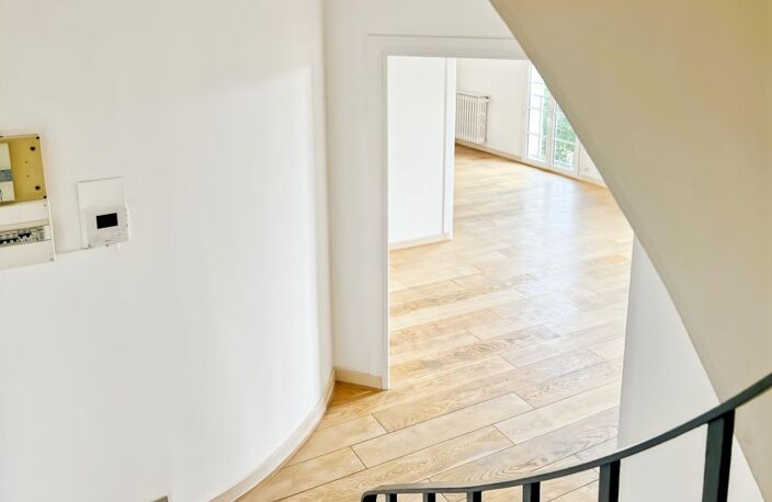 Appartement À Vendre — photo 3