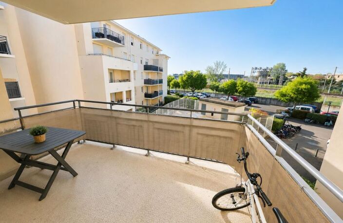Appartement À Vendre T4 proche remparts — photo 2