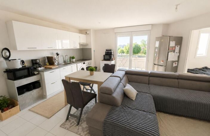 Appartement À Vendre T4 proche remparts — photo 3