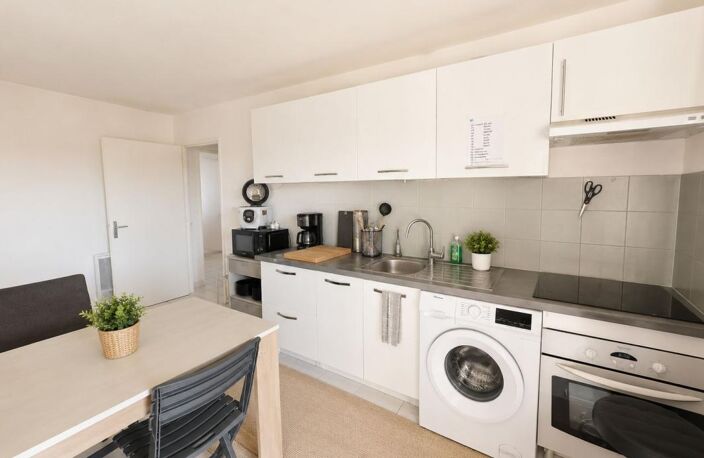 Appartement À Vendre T4 proche remparts — photo 4