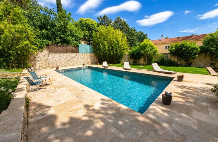 VEDÈNE - Magnifique maison de maitre de 183m² avec grand garage, jardin et piscine — photo 3