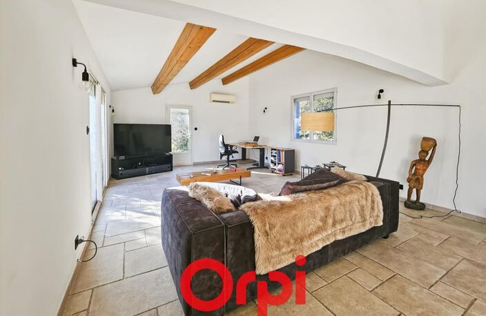 À Vendre maison T4/5, piscine et dépendance, au calme — photo 5