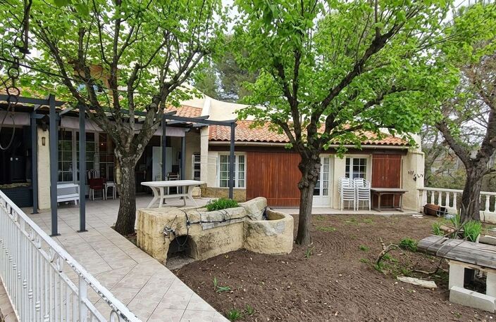 Maison T5 - Piscine - 8510m² de terrain À Vendre — photo 5