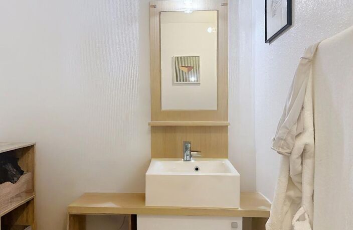 STUDIO À Vendre INVESTISSEMENT – RÉSIDENCE SERVICES SENIORS – LA ROCHELLE — photo 3