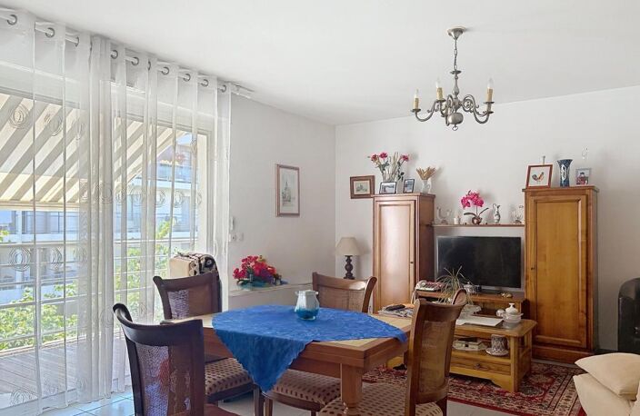 Appartement À Vendre — photo 2