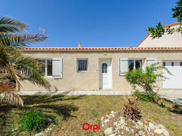 Maison type 3 pièces à vendre à La Jarrie proche des commerces et des écoles — photo du bien