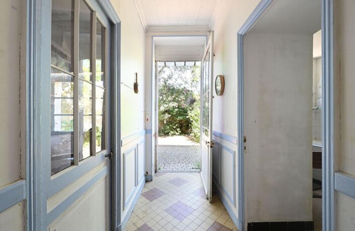 COEUR DE ST MARTIN - Maison de charme à rénover avec jardin — photo 2