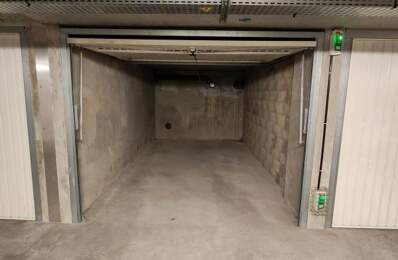 Garage en sous-sol dans copropriété récente — photo du bien