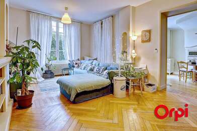Maison 5 pièces 399000 €