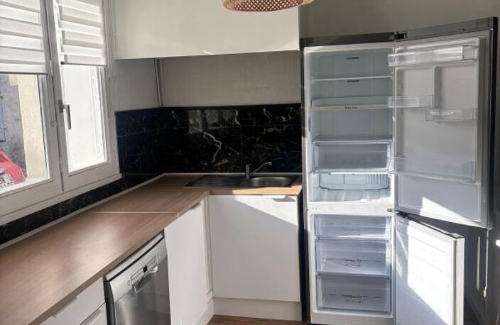 Maison ville Duplex 2 chambres- 60 m² - ST GENIS LAVAL CENTRE VILLE — photo 5