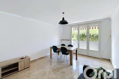 Appartement 3 pièces 1100 €