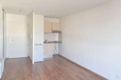 Appartement 2 pièces 768 €