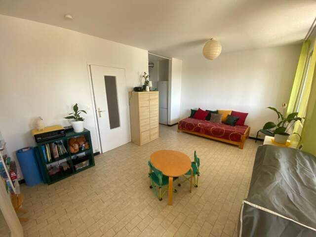 Appartement La Grande Motte 1 pièce 29,41 m2 + loggia vitrée avec vue sur mer — photo du bien