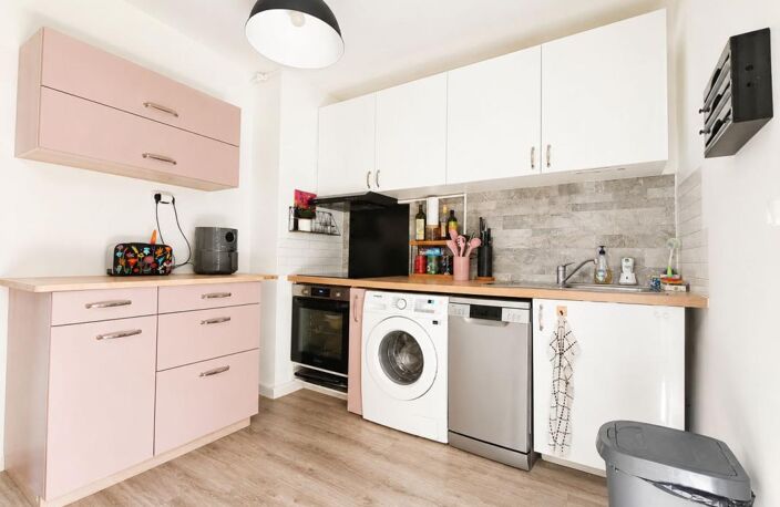 Appartement À Vendre — photo 2
