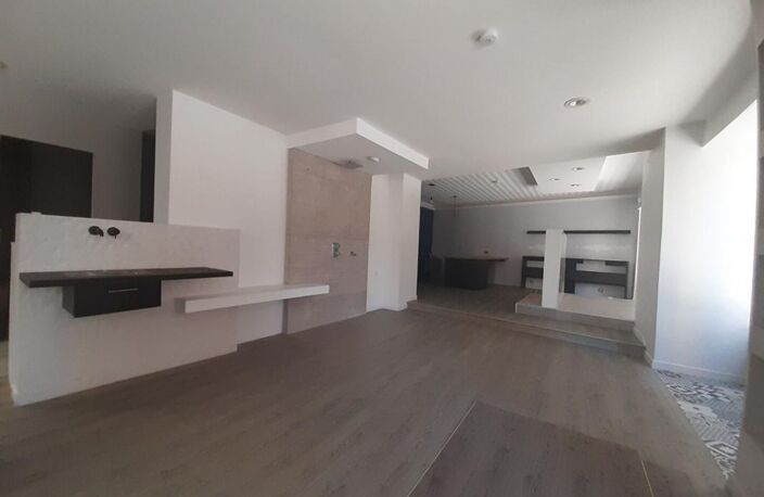 BEZIERS - À louer - locaux de 100 m² — photo 4