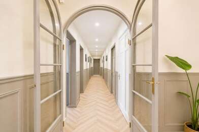 Appartement 5 pièces 274200 €