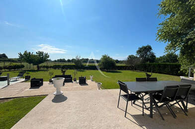 Maison 8 pièces 399000 €